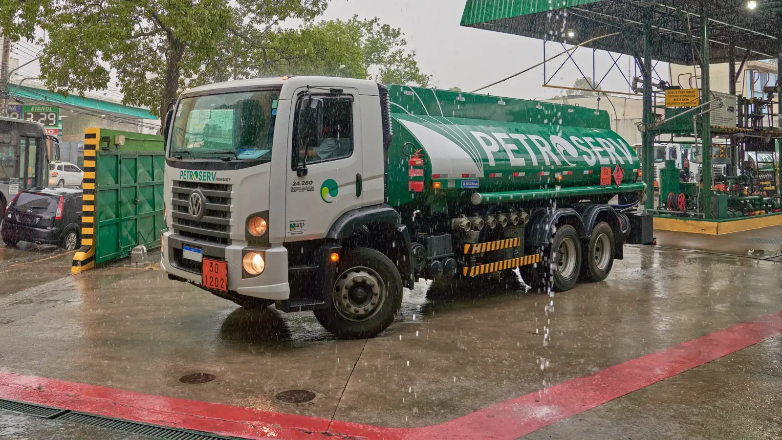 Tempestade em São Paulo — risco de queda de energia