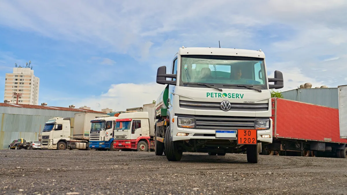 FROTAS & TRANSPORTE Petroserv