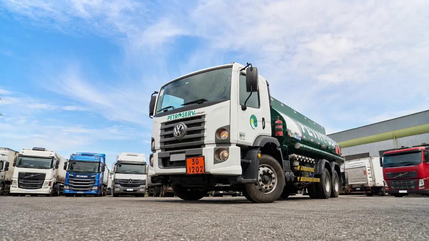 Abastecimento de frotas e transportadoras Petroserv