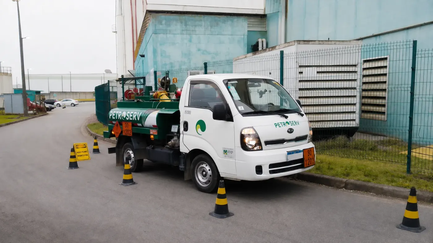 Abastecimento industrial Petroserv