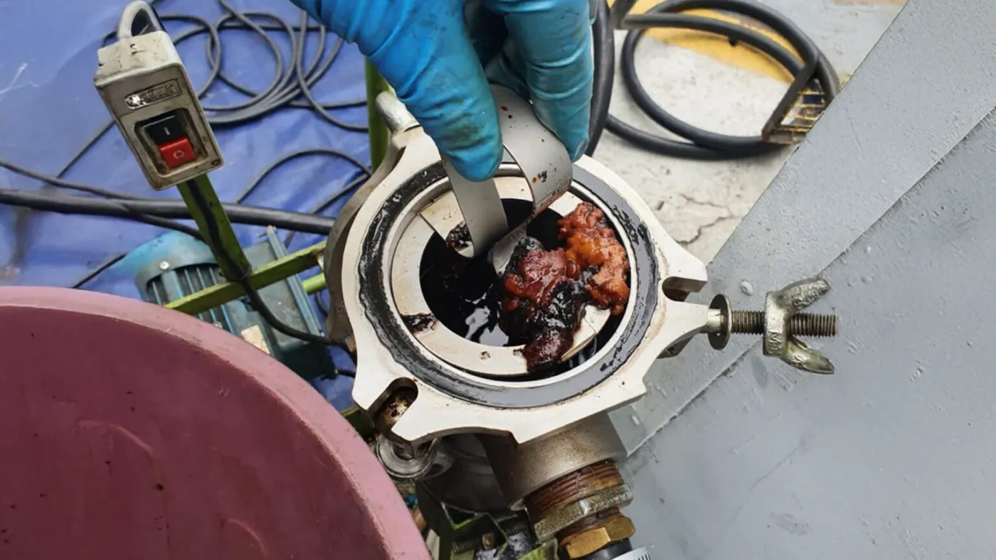 Limpeza de tanque Petroserv